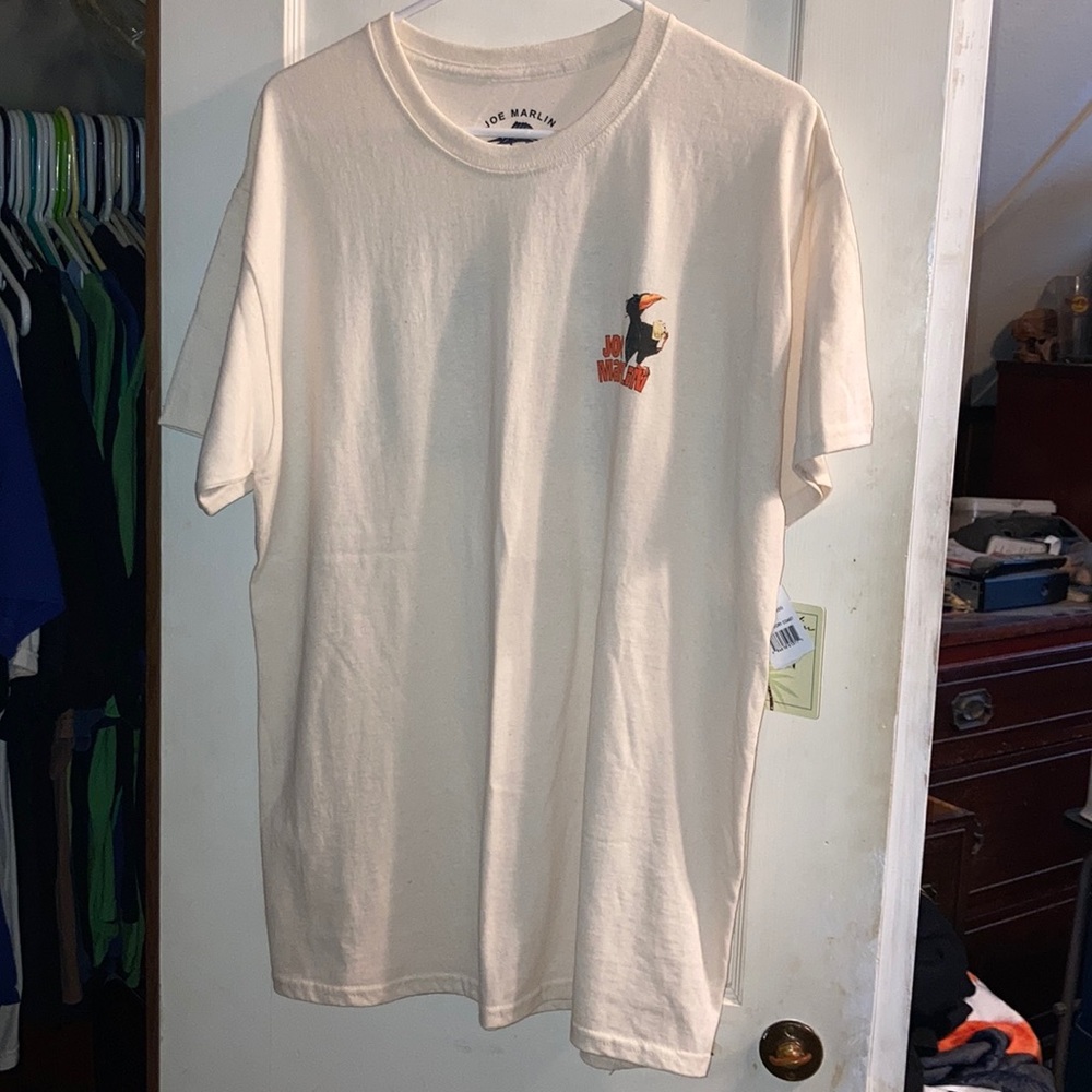 NWT Joe Marlin L Ivory “Crow Bar” T-Shirt